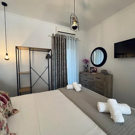 Noemi Apartment *