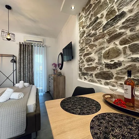 Noemi Apartment *