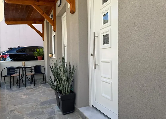 Noemi * Prinos (Thasos)